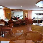 雷赫公园酒店 3*