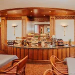 酒店 雷赫公园酒店 3*